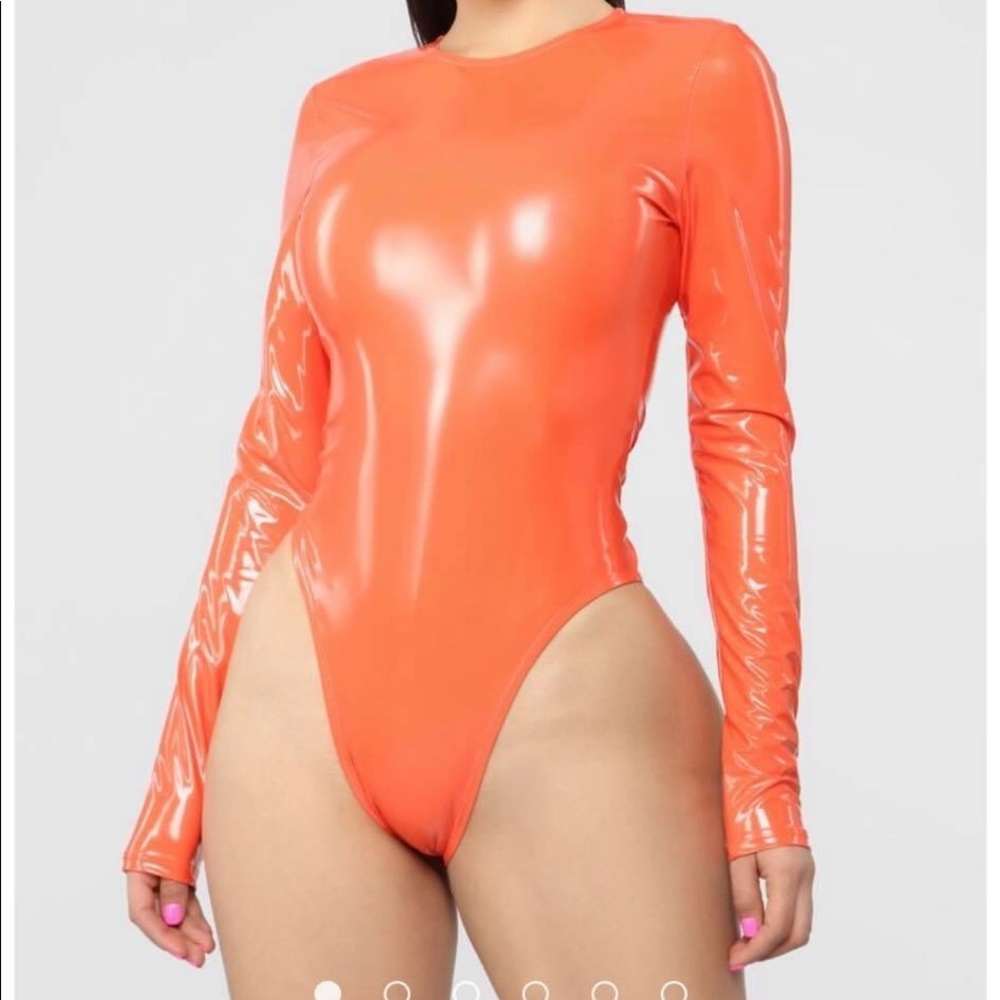 Fashion nova bodysuit